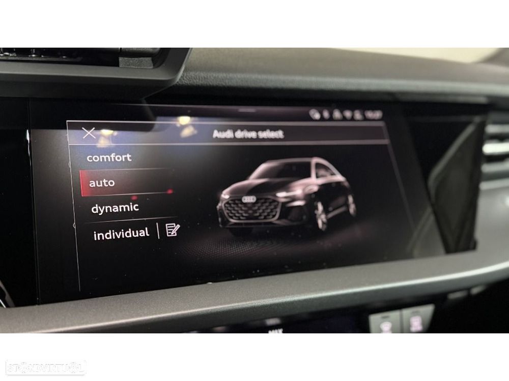 Audi A3 Sportback 30 TDI S line - 10