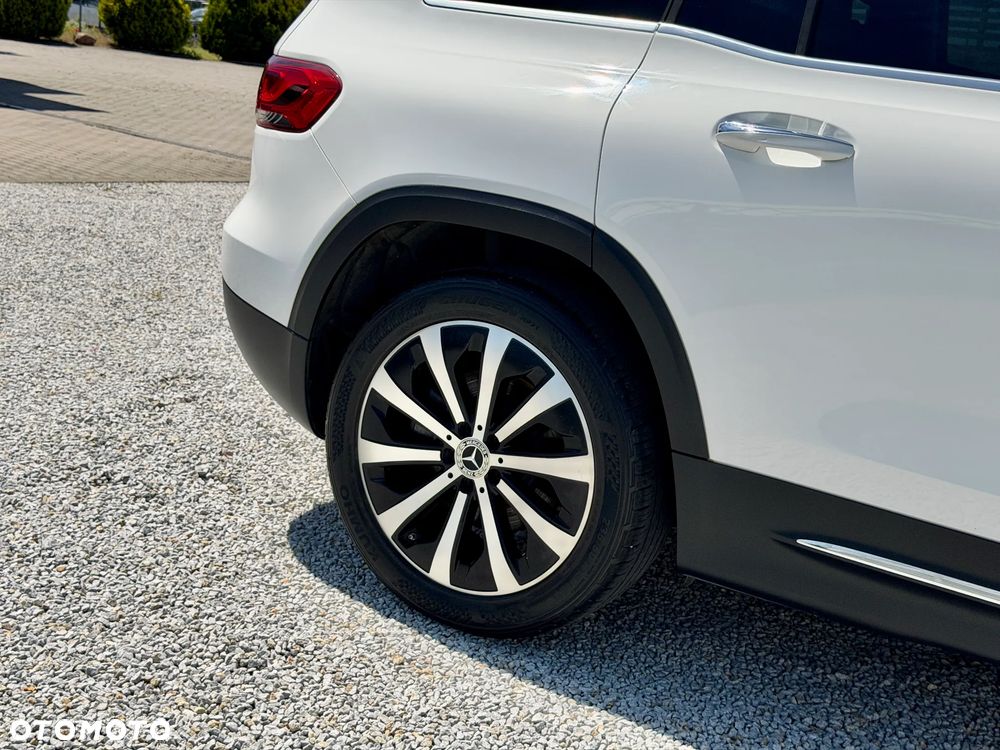Mercedes-Benz GLB 250 4Matic 8G-DCT - 28