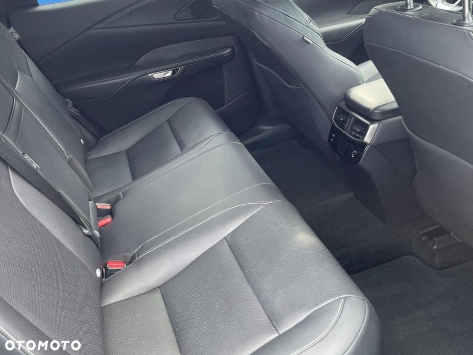 Lexus RX - 16