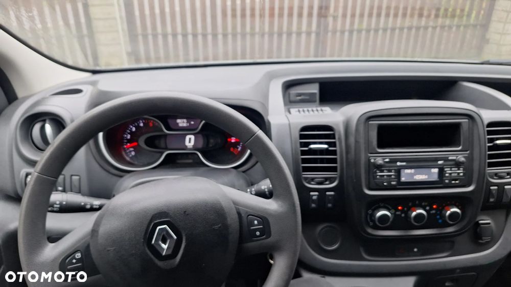 Renault TRAFIC - 11