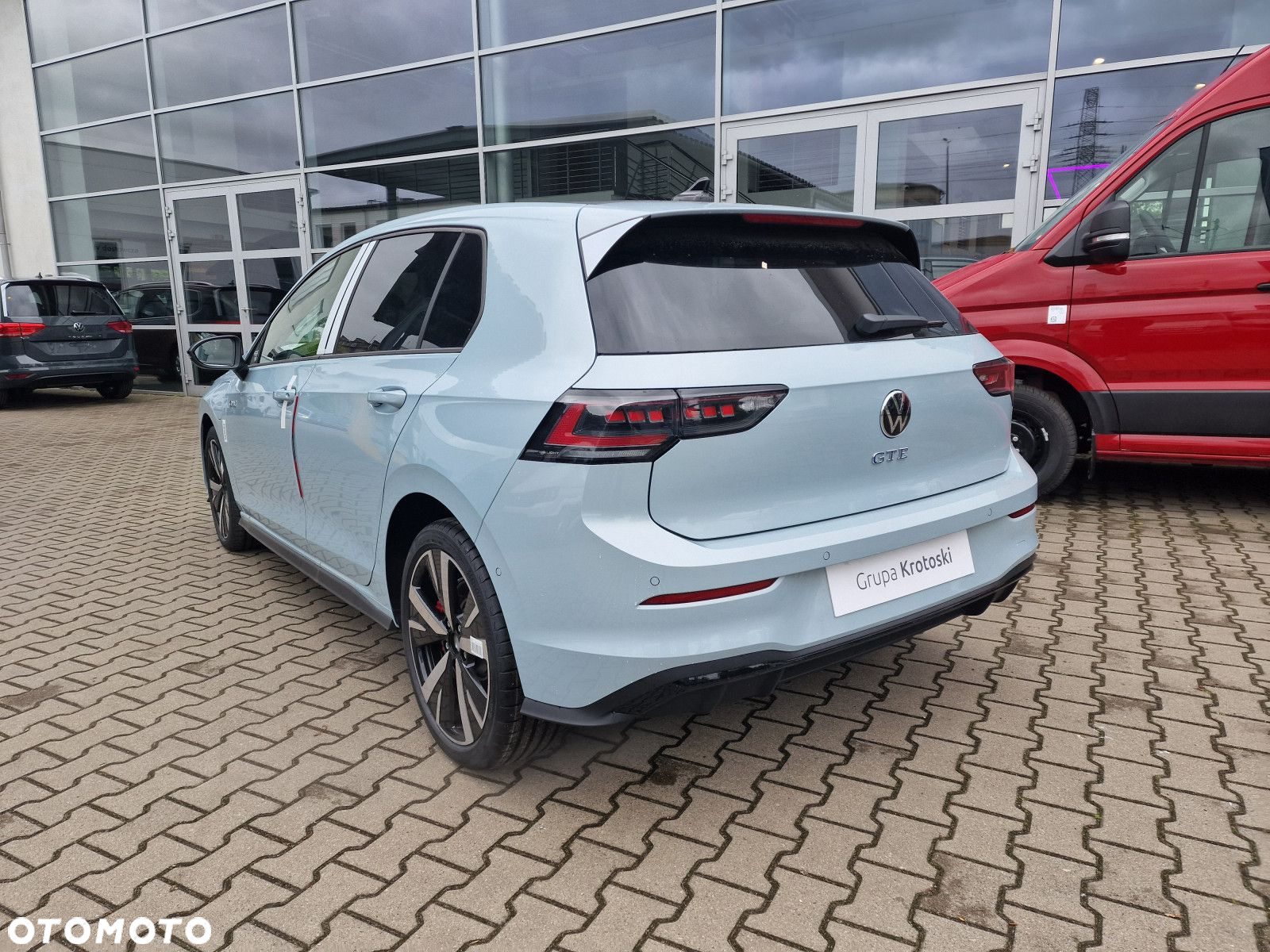 Volkswagen Golf - 6