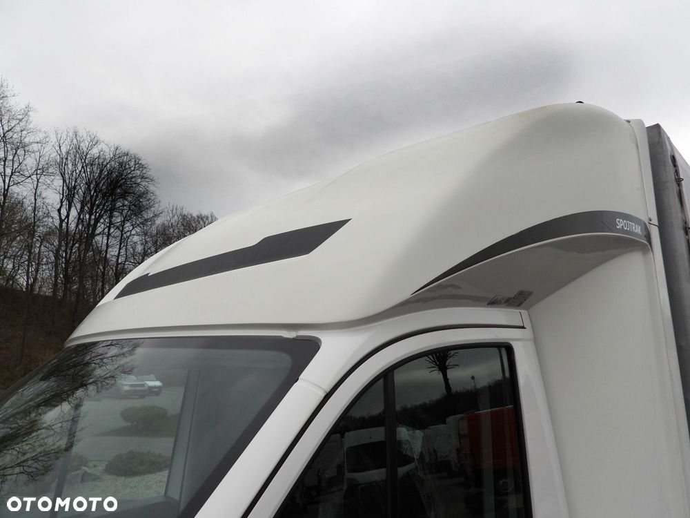 Volkswagen CRAFTER  PLANDEKA 10 PALET WEBASTO TEMPOMAT LEDY  180KM - 19