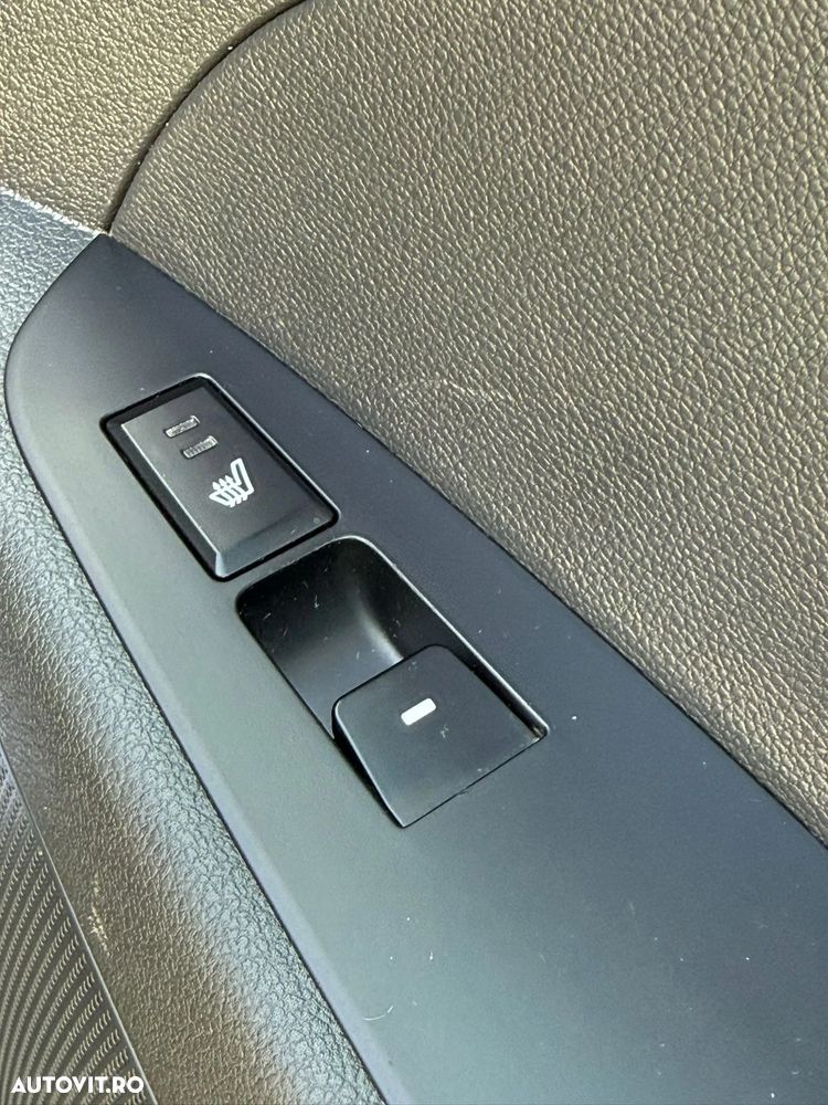 Hyundai Tucson blue 1.7 CRDi 2WD DCT Premium - 19