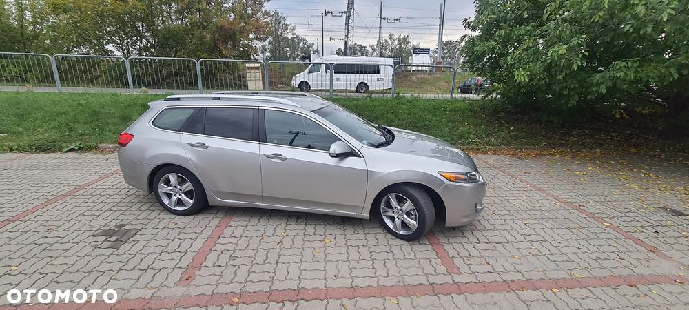 Honda Accord 2.0 Elegance - 2