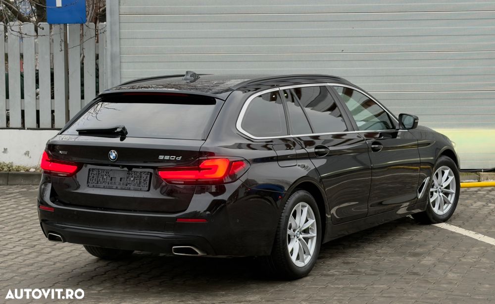 BMW Seria 5 520d xDrive Aut. - 23