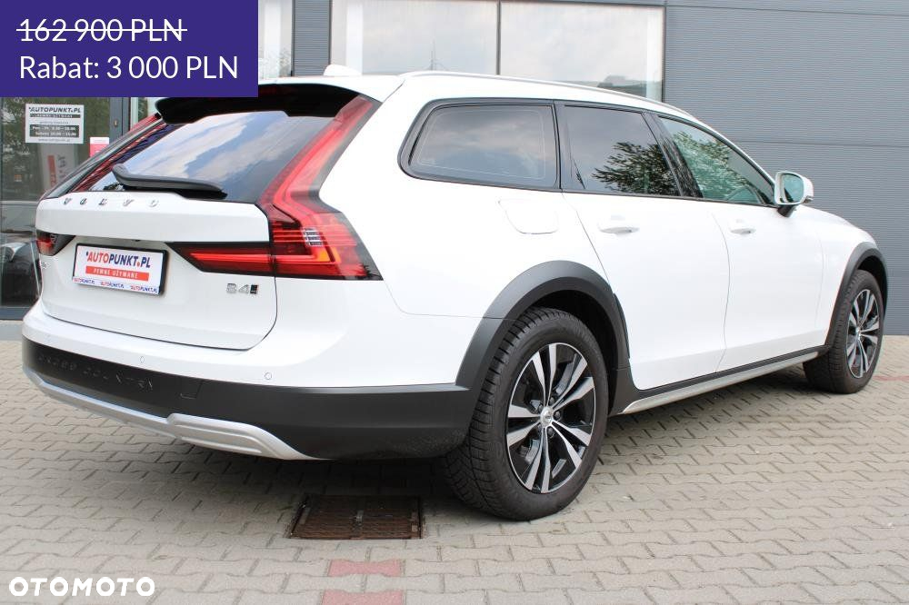 Volvo V90 Cross Country - 6