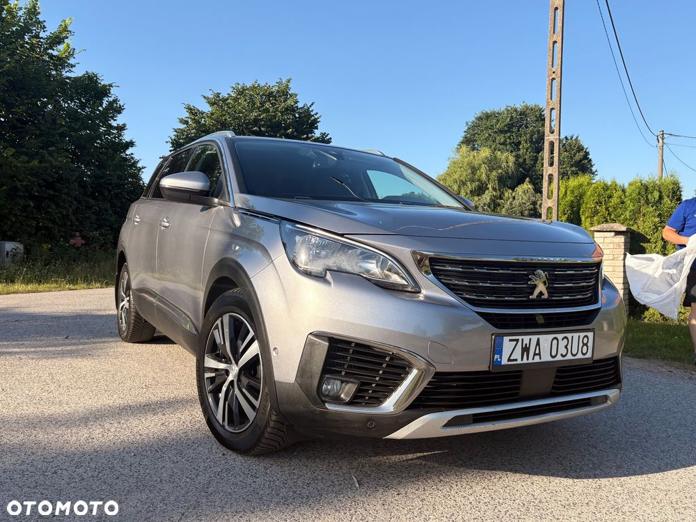 Peugeot 5008 1.6 BlueHDI Allure S&S EAT6 - 1