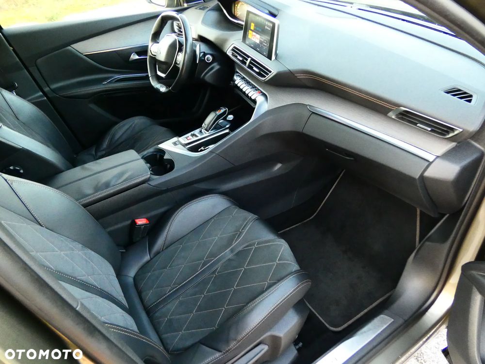 Peugeot 5008 BlueHDi 180 EAT6 GT - 17