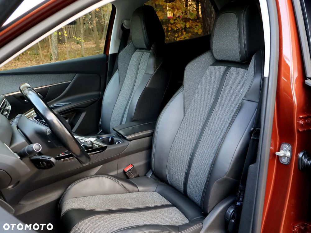 Peugeot 3008 1.2 PureTech Allure - 27