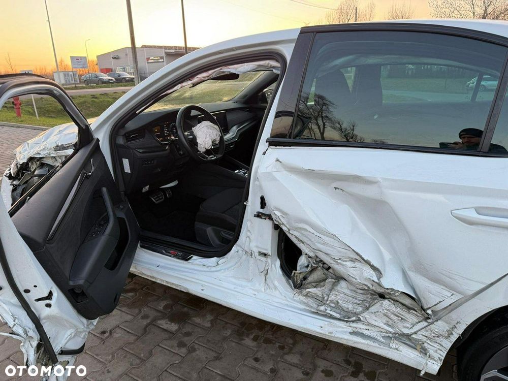 Skoda Octavia 2.0 TSI RS DSG - 12