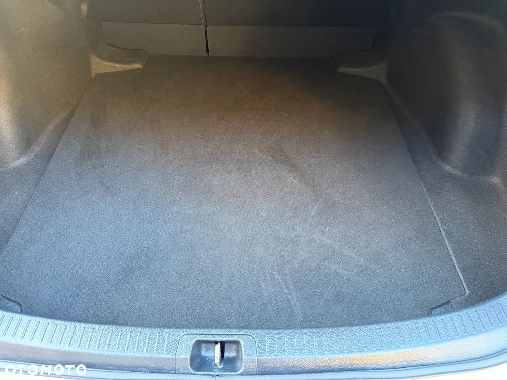 Toyota Corolla 1.8 Hybrid GPF Comfort - 17