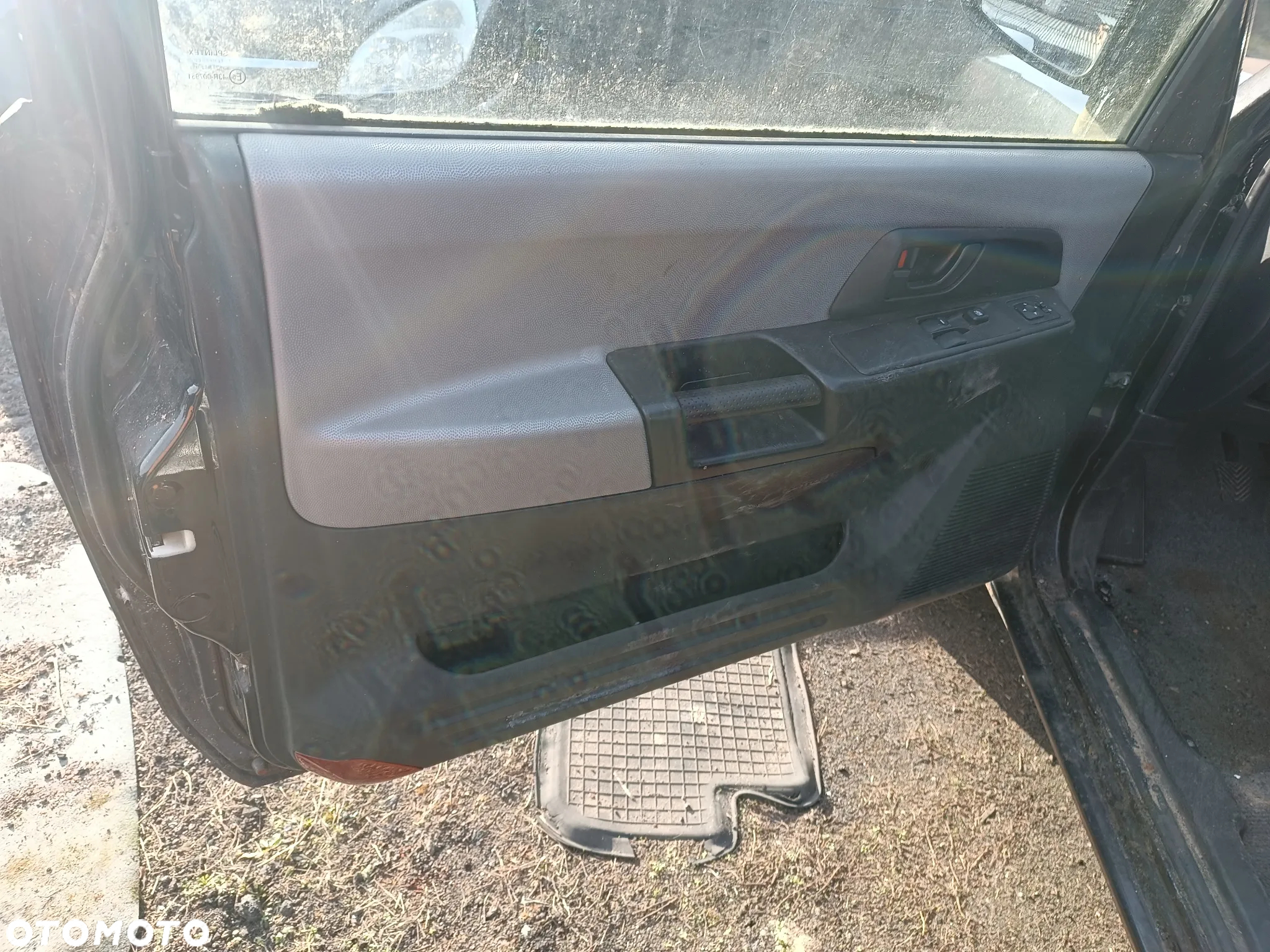 Mitsubishi Pajero Pinin 1,8 GDI Wszystkie części Mosty skrzynia szyby fotele zderzaki maska - 17