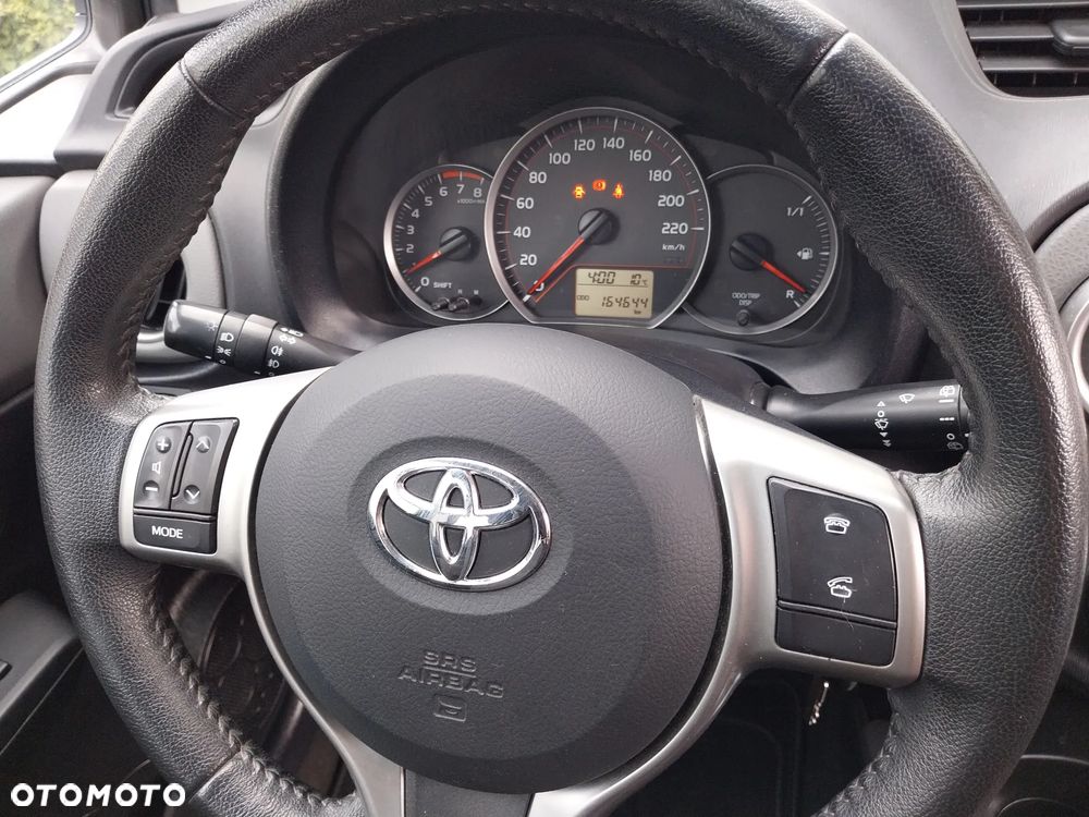 Toyota Yaris 1.0 VVT-i Sol - 18