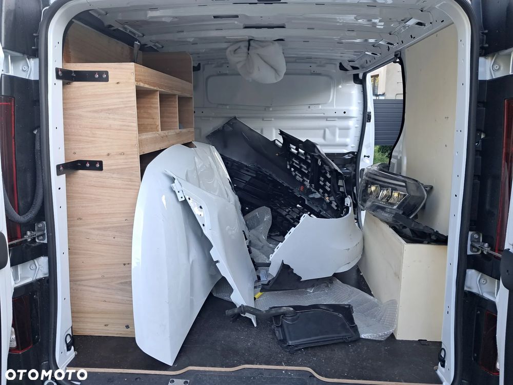 Renault Trafic - 15