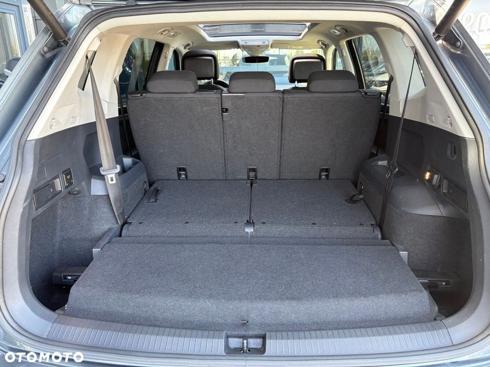 Volkswagen Tiguan Allspace - 22
