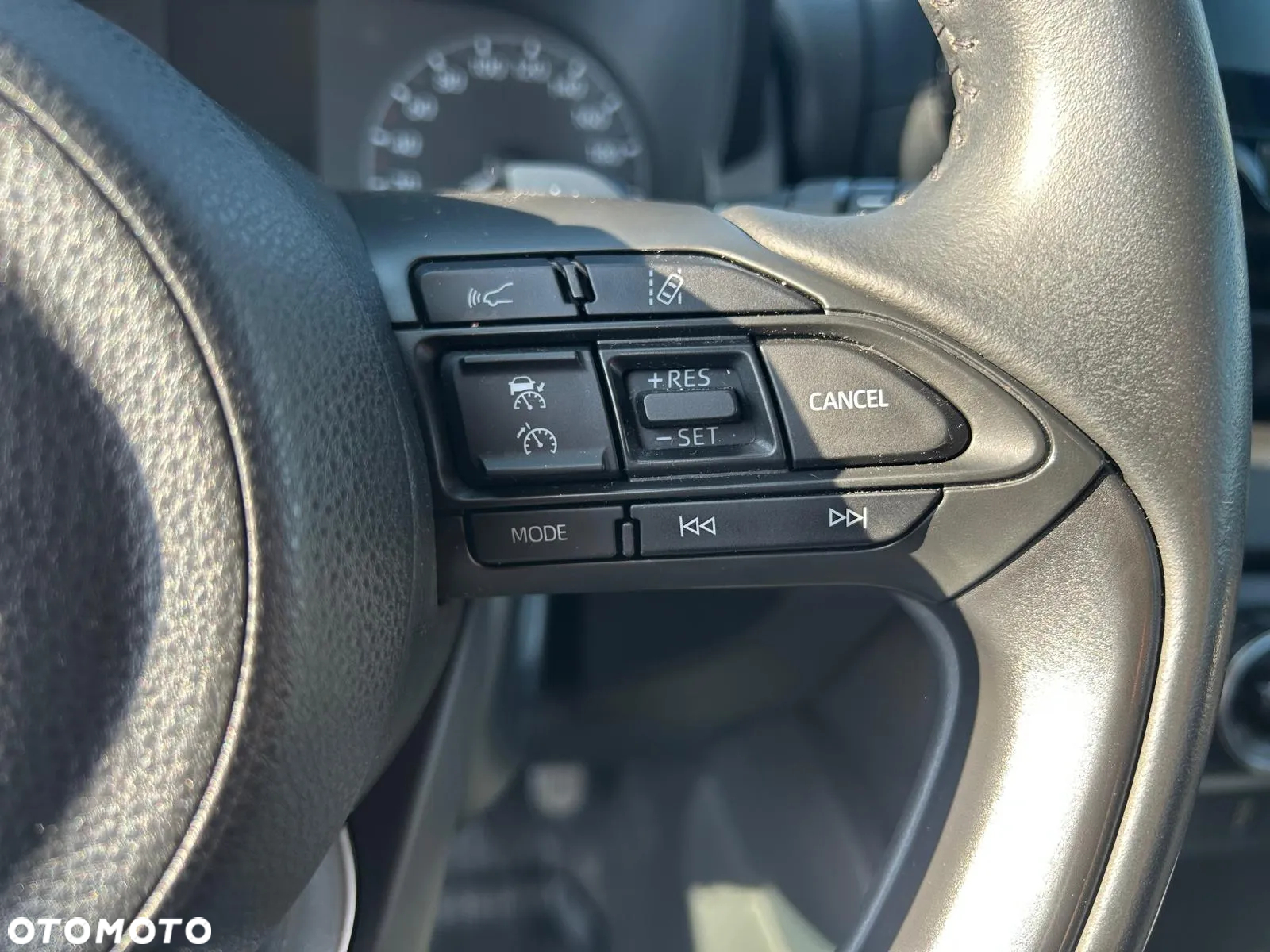Toyota Yaris 1.5 Comfort CVT - 10