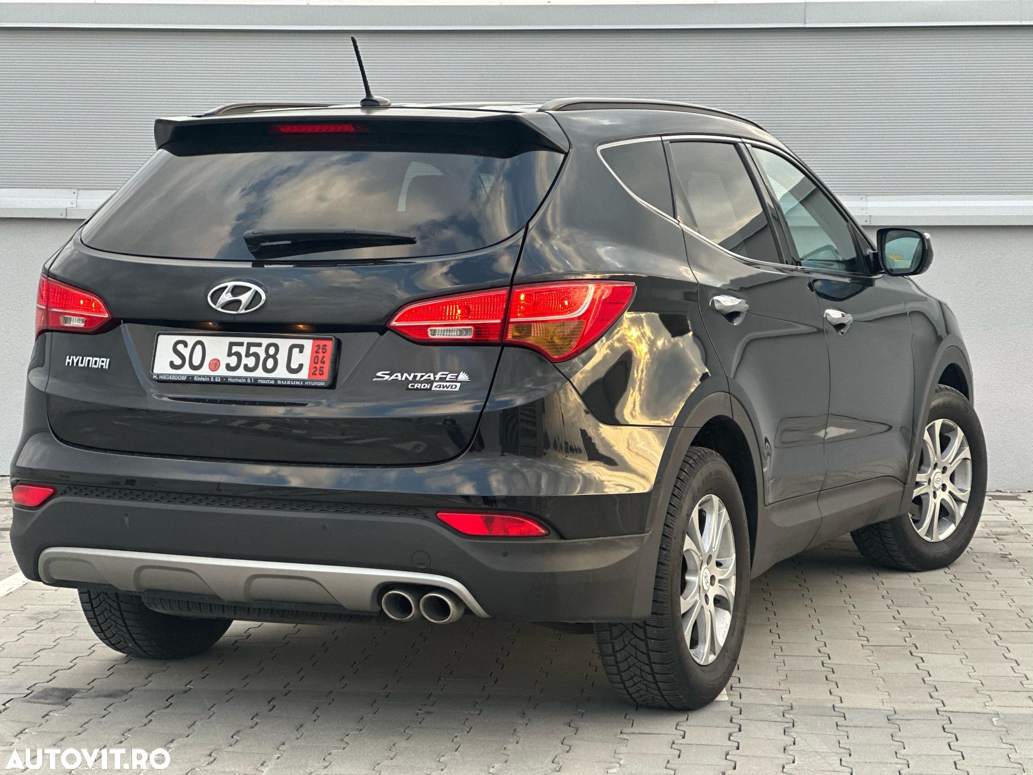 Hyundai Santa Fe 2.2 CRDi 4WD CPF Automatik Premium - 4