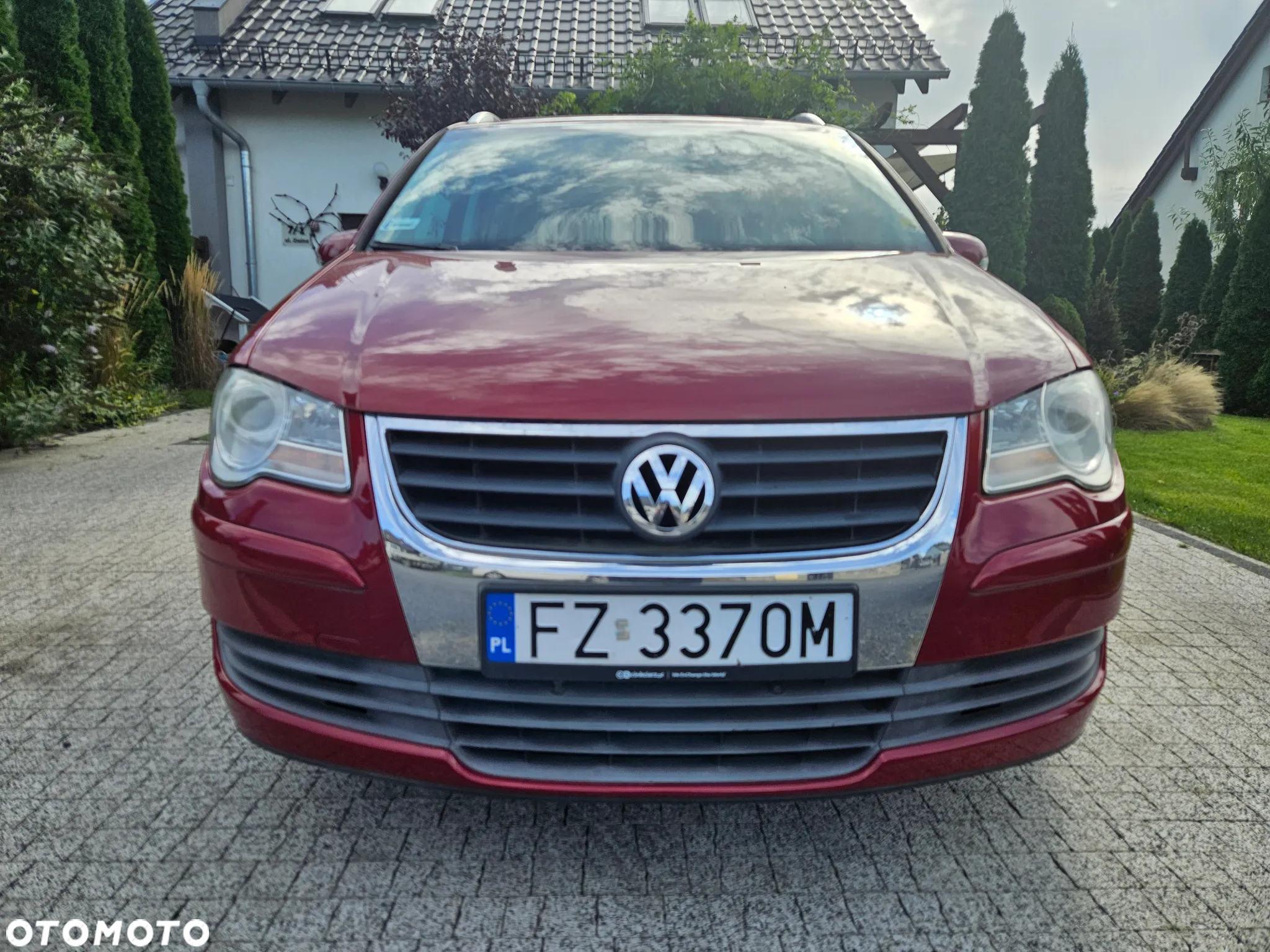 Volkswagen Touran 2.0 TDI DPF BlueMotion Technology Comfortline - 2