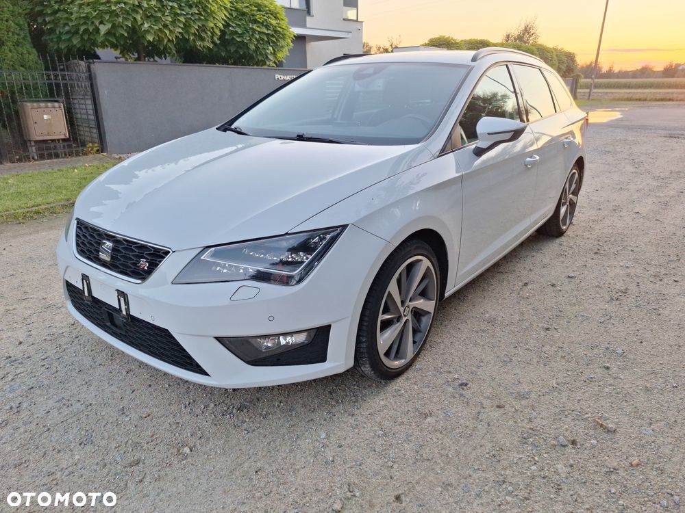 Seat Leon 2.0 TDI DPF DSG FR - 1