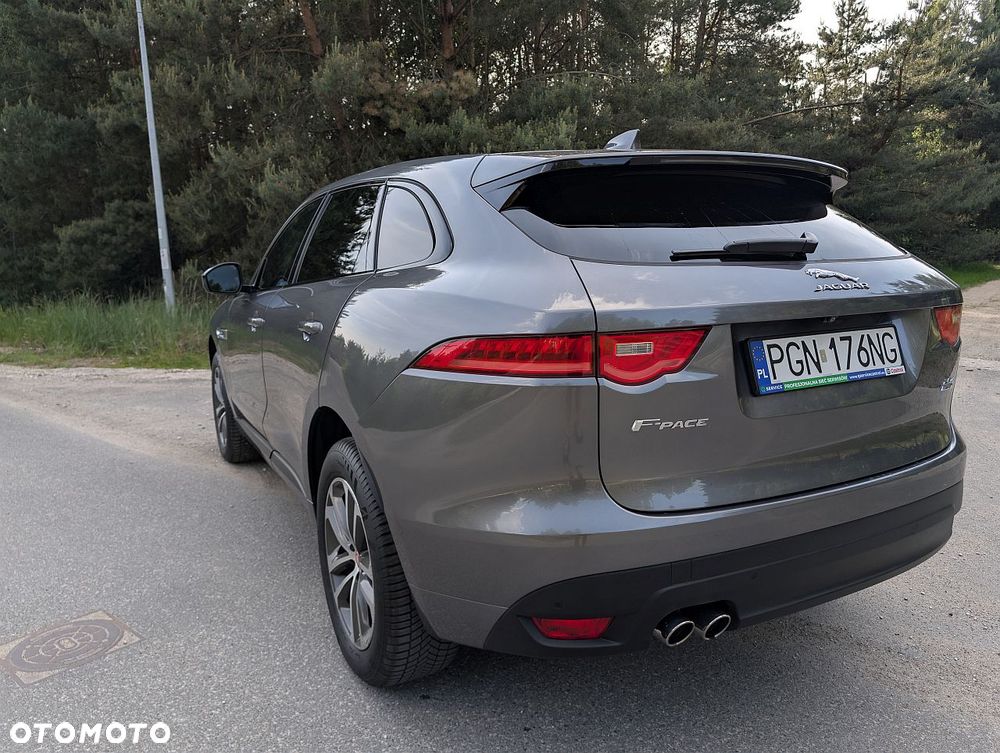 Jaguar F-Pace 20d AWD R-Sport - 15