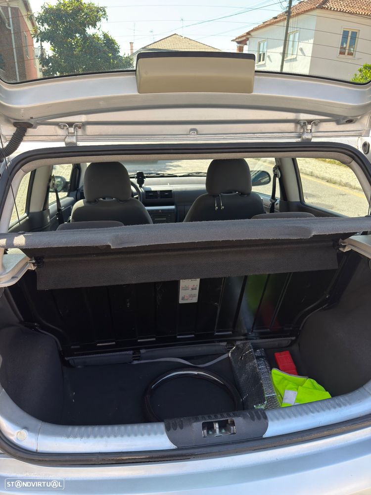 VW Fox 1.2 T.Liso - 11