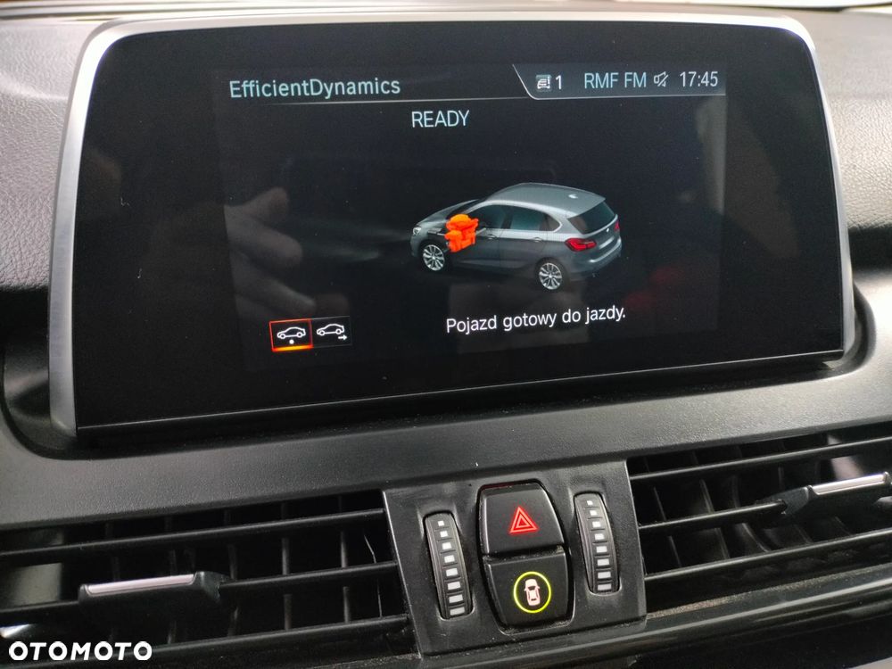 BMW Seria 2 218i - 15