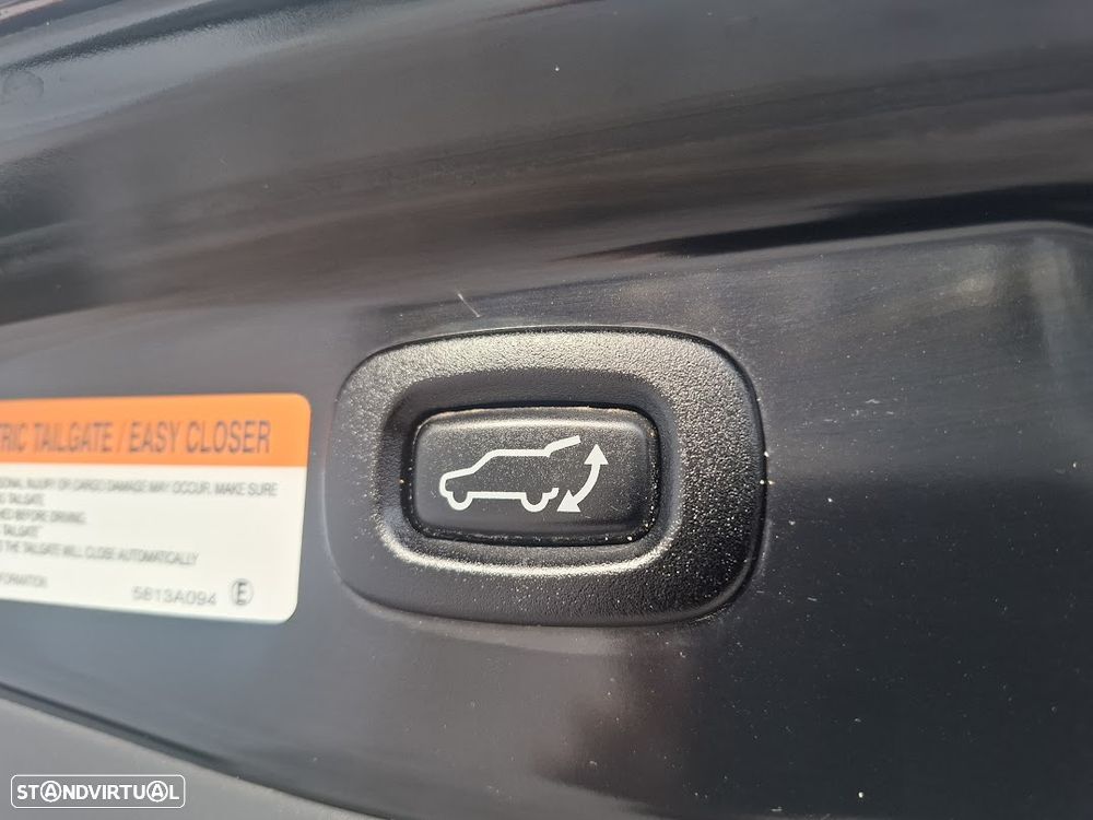 Mitsubishi Outlander - 50