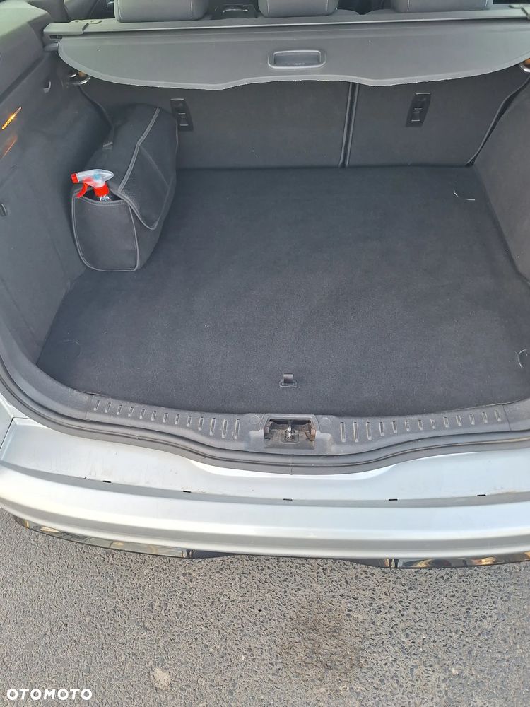Ford Focus 1.6 Trend - 5