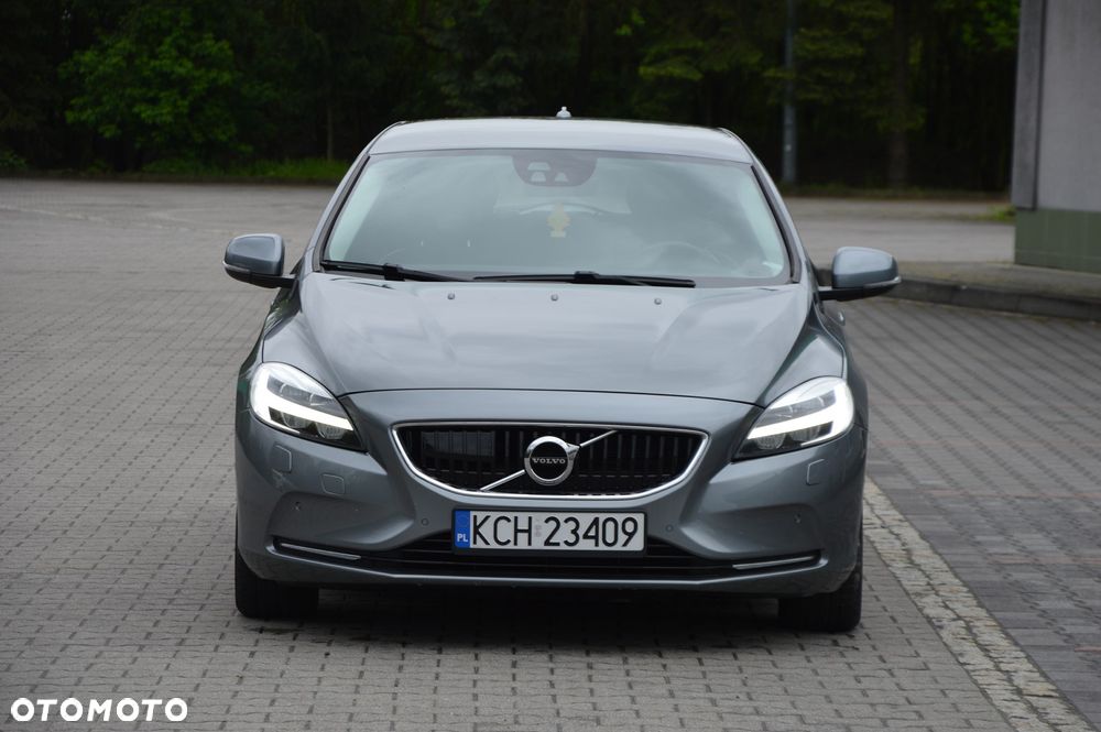 Volvo V40 D2 Momentum - 10