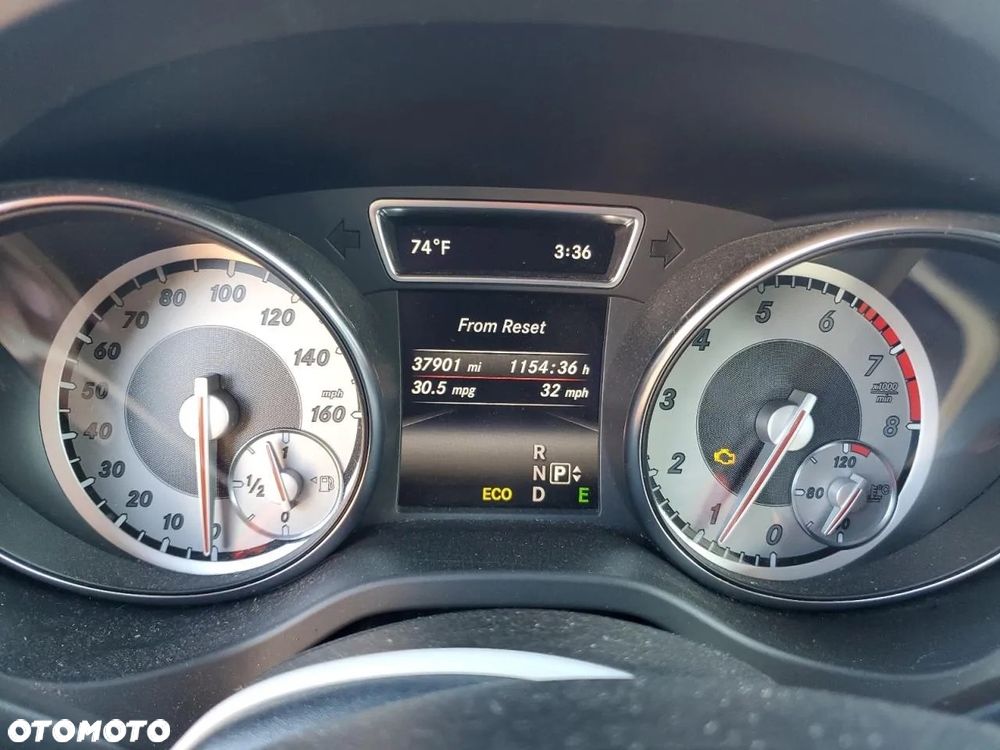 Mercedes-Benz CLA 250 4-Matic AMG Line - 11