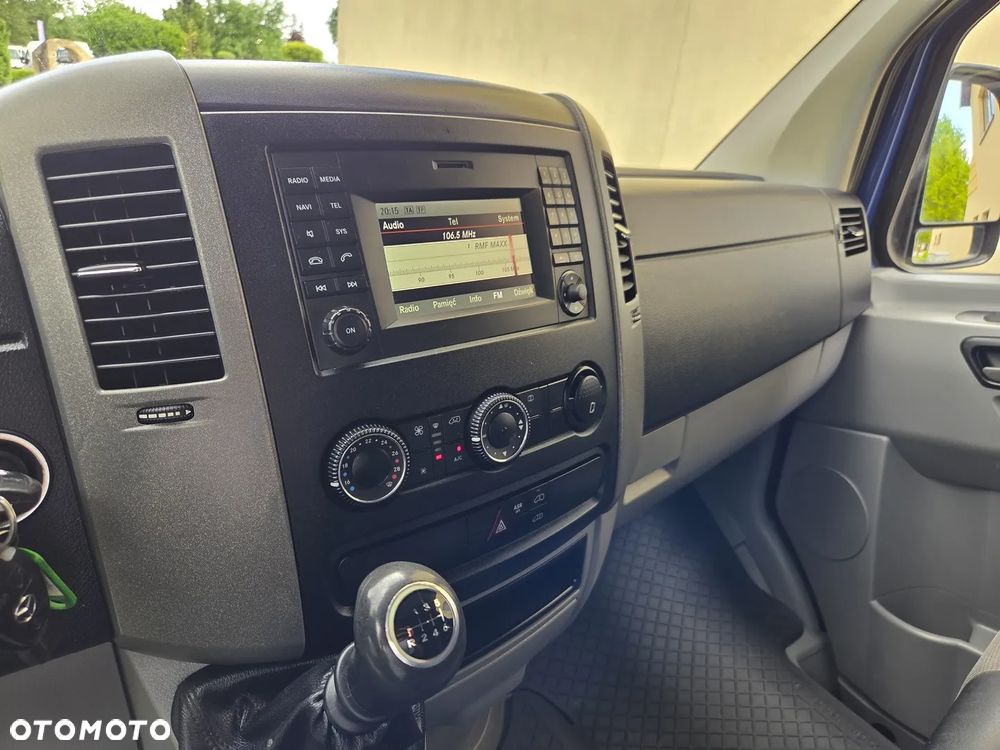 Mercedes-Benz Sprinter - 30