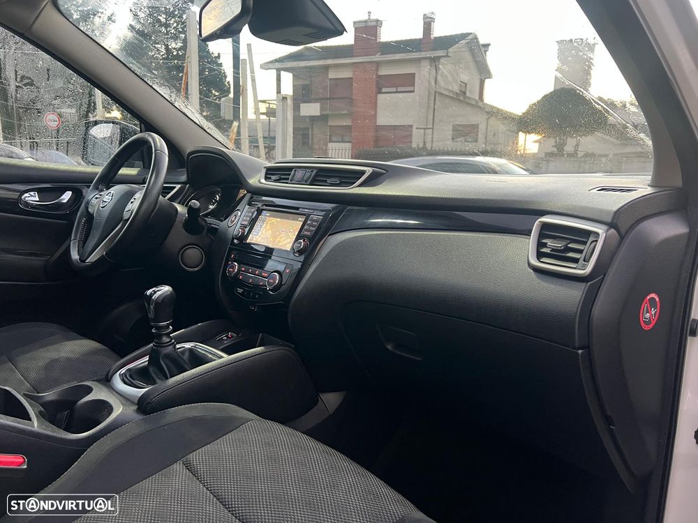 Nissan Qashqai 1.5 dCi DPF acenta - 10