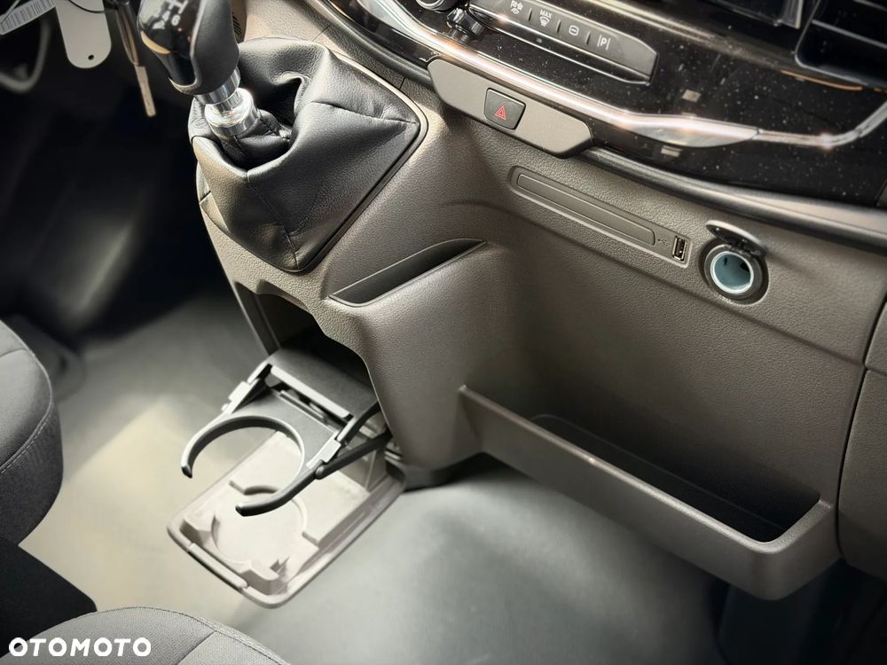 Ford Transit - 30