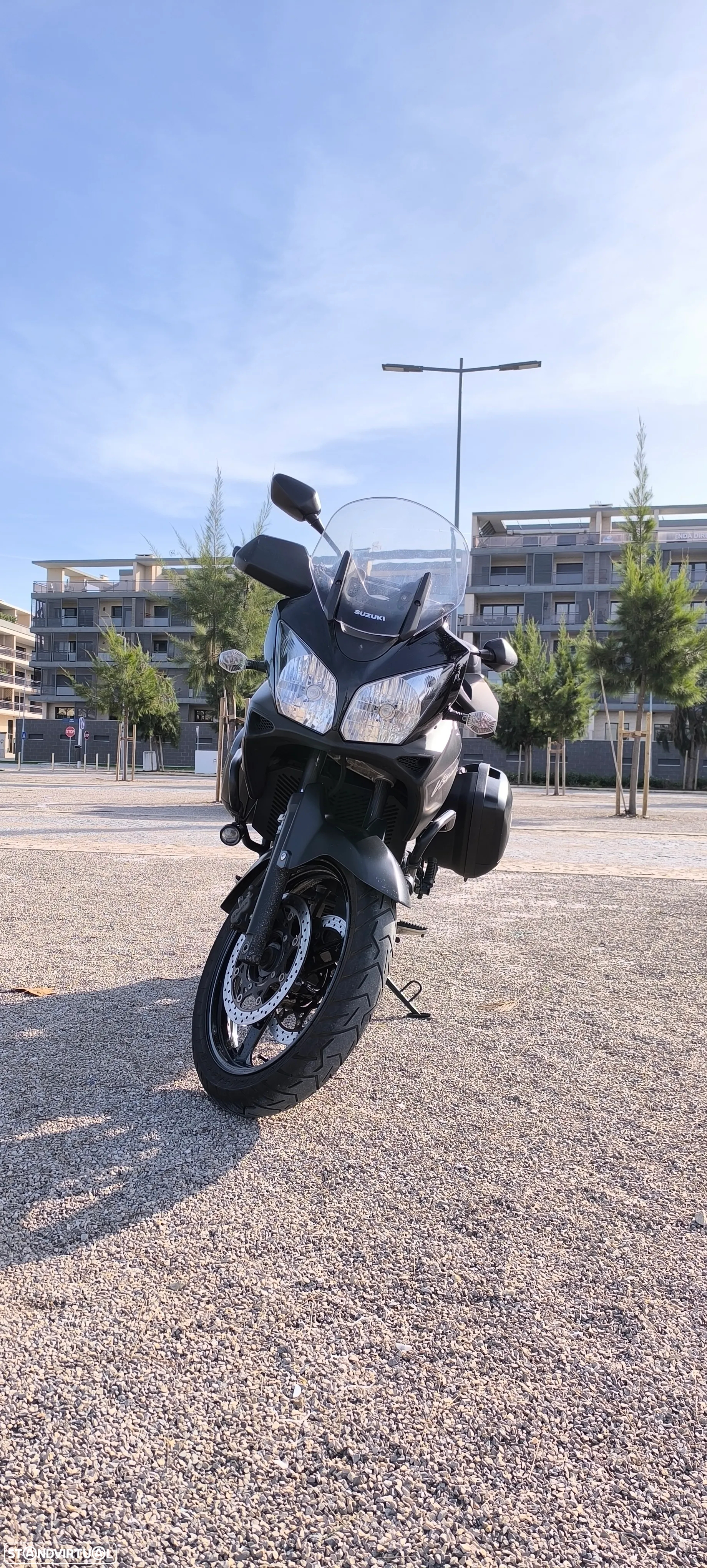 Suzuki DL - 10