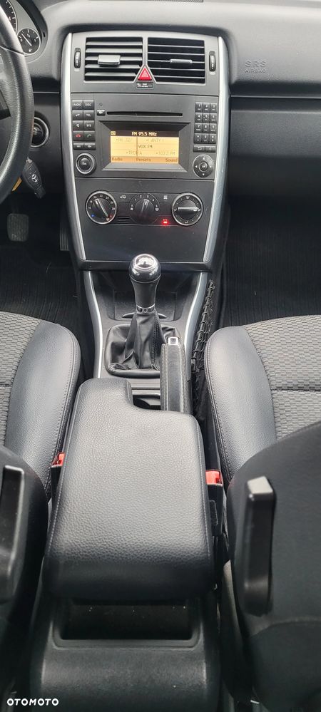 Mercedes-Benz Klasa B 180 CDI DPF Special Edition - 15