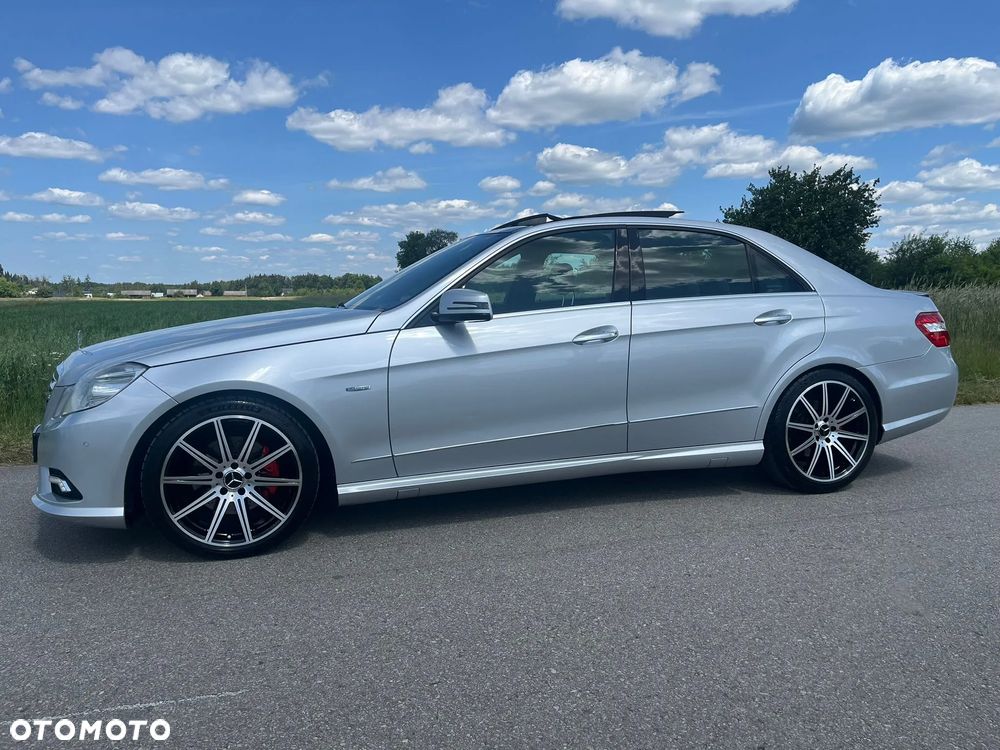 Mercedes-Benz Klasa E 350 CDI 4-Matic BlueEff Avantgarde - 1