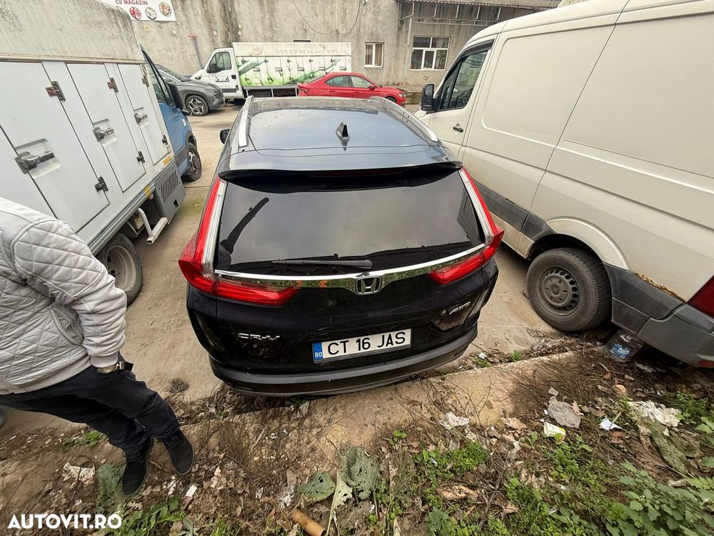 Honda CR-V 1.5 VTEC Turbo 4WD CVT Executive - 6