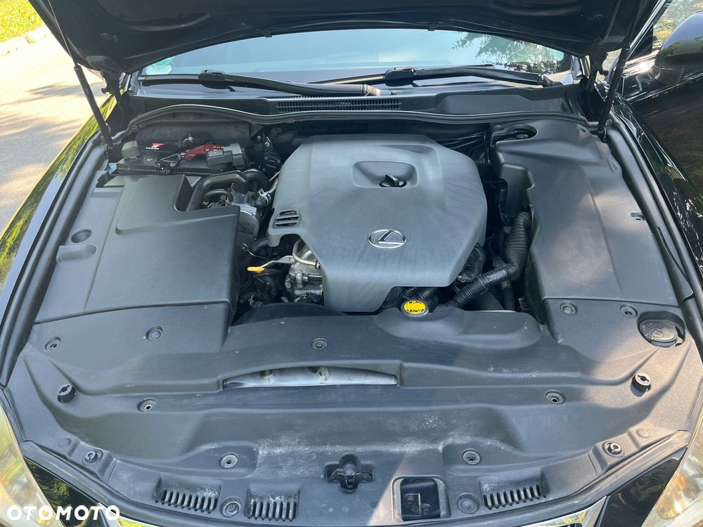 Lexus IS 220d Luxury Line - 8