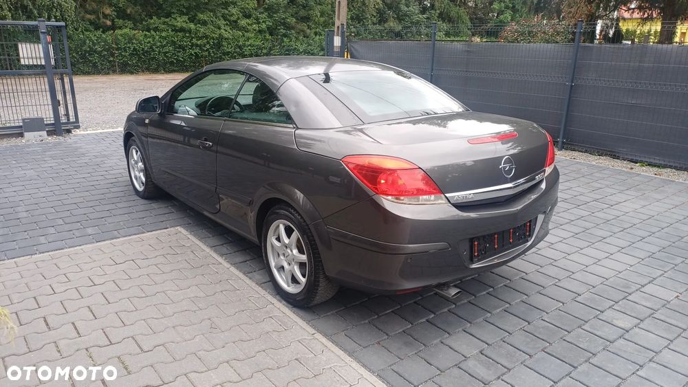 Opel Astra 1.9 CDTI Edition - 10