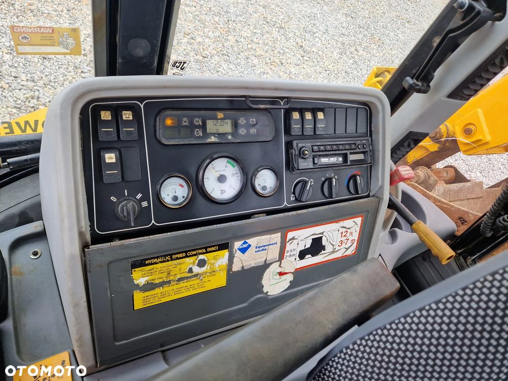 JCB 3cx - 13