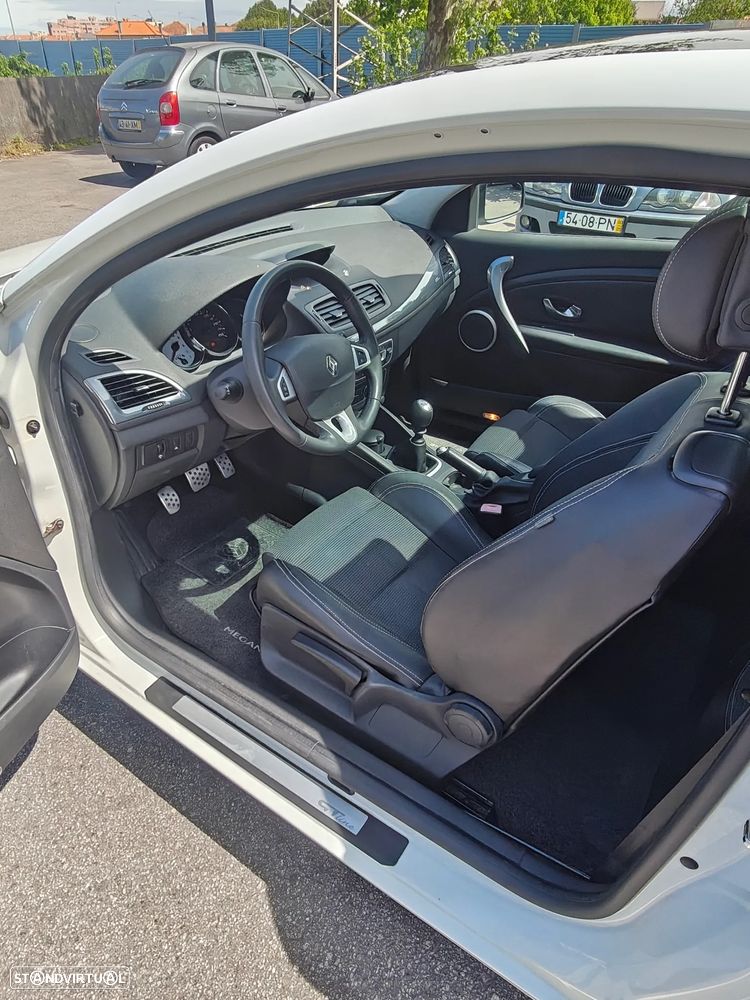 Renault Mégane Coupe 1.5 dCi GT Line - 32