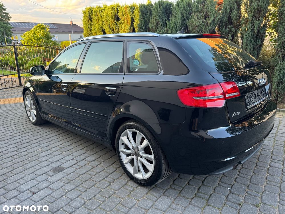 Audi A3 Sportback 2.0 TDI Ambiente - 25