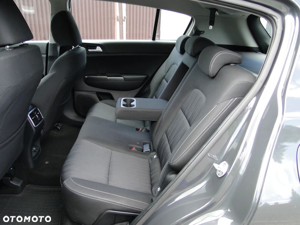 Kia Sportage 1.6 GDI L 2WD - 27