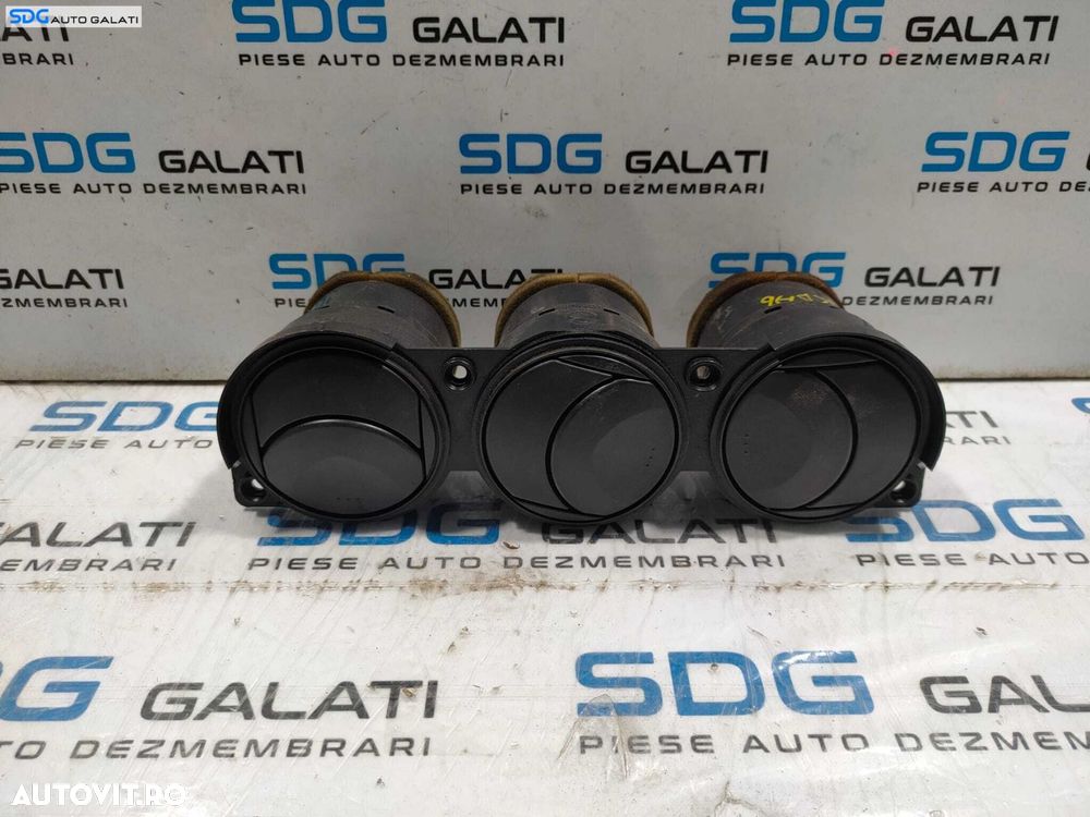 Gura Grila Guri Grile Aer Aerisire Ventilatie Bord Centrale Mazda 6 2002 - 2008 [L5044] - 2