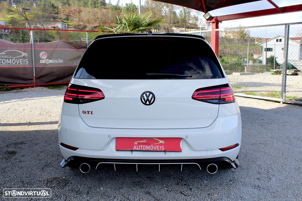 VW Golf 2.0 TSI GTI DSG - 17