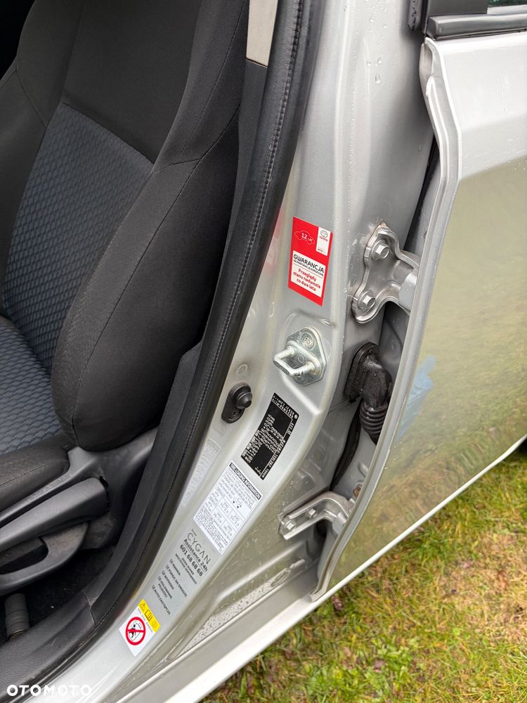 Toyota Auris 1.6 Dynamic - 13