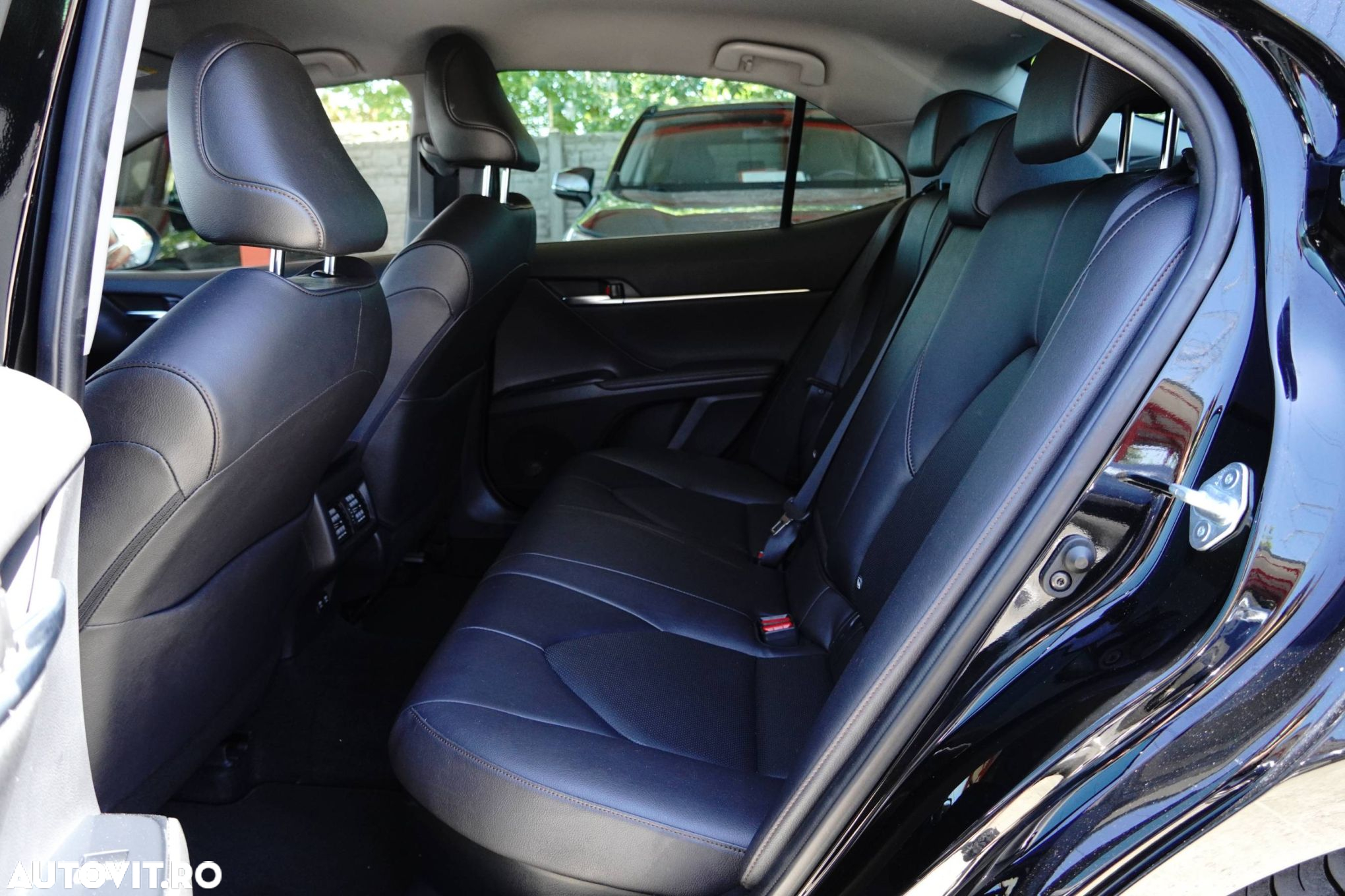 Toyota Camry - 9