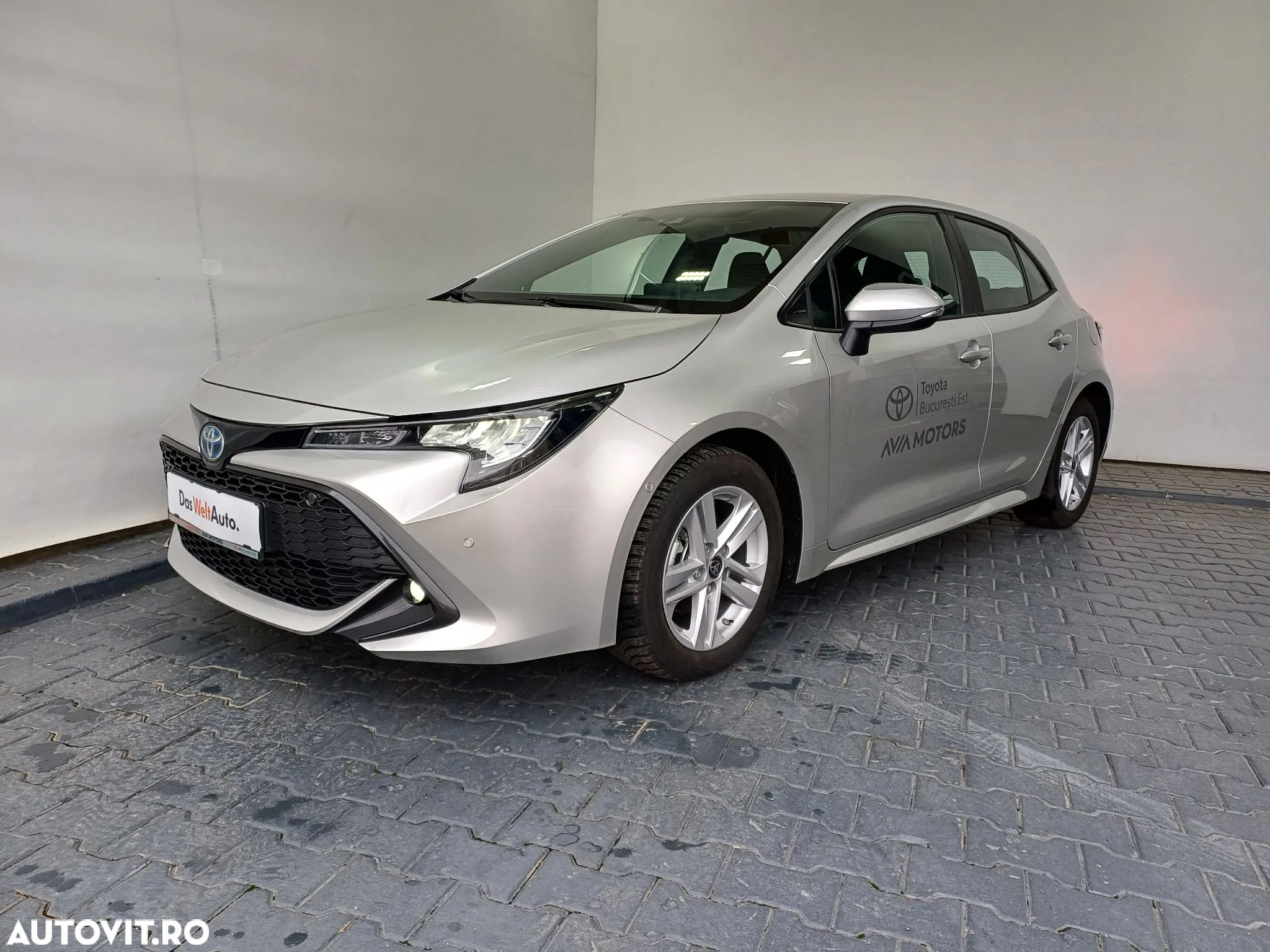 Toyota Corolla 1.8 HSD Dynamic - 1