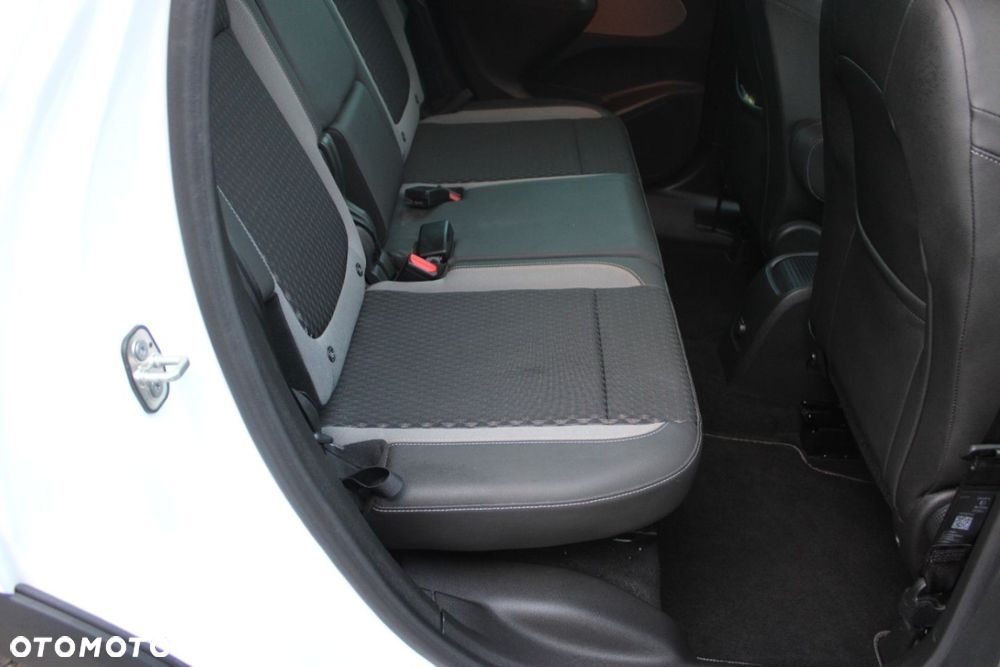 Opel Crossland X - 30