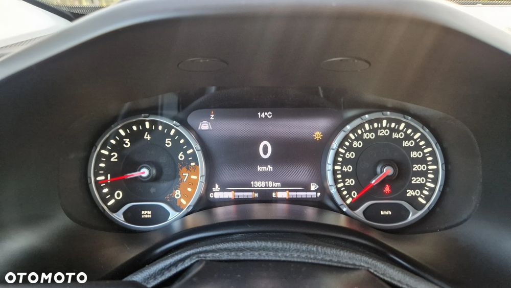 Jeep Renegade 1.4 MultiAir Limited - 21